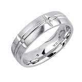0.12ct Polished Diamond Wedding Ring in Platinum (GH, VS)