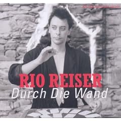 Durch die Wand
