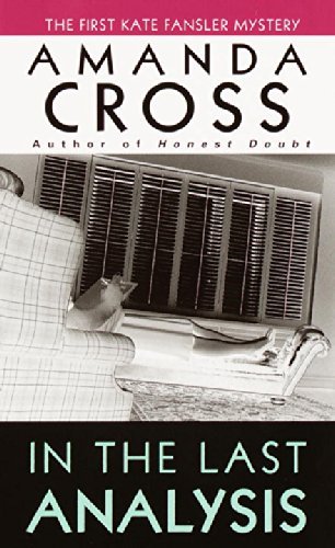 By Amanda Cross In the Last Analysis (Kate Fansler Novels) [Mass Market Paperback]