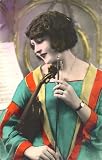Review Danetre Gifts  / 1920's Fashion Image No12 ** 58mm Round Fridge Magnet**