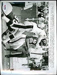 Autographed Sayers Photograph - 8x10 - PSA/DNA Certified - Autographed NFL Photos