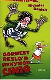 Gornest reslo'r menywod cinio