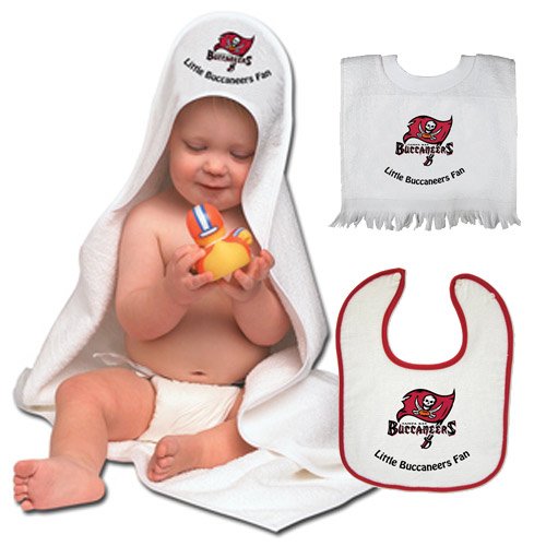 McArthur Tampa Bay Buccaneers Toddler Bib and Bath Set