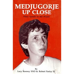 Mary Speaks to the World - Lucy Rooney,Robert Faricy 