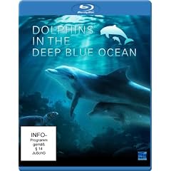 Dolphins in the Deep Blue Ocean [Blu-ray]