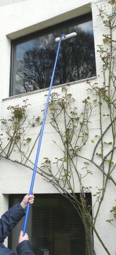 MANUFACTURED FOR GOOD IDEAS PROFESSIONAL CONSERVATORY WINDOW WIZARD (708)- CLEAN ALL YOUR WINDOWS WITH THIS 3in1 MULTI ANGLED CLEANER.