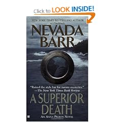 A Superior Death (Anna Pigeon Mysteries)