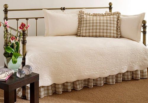 Trellis Ivory 5-piece Daybed Set Bedroom Set