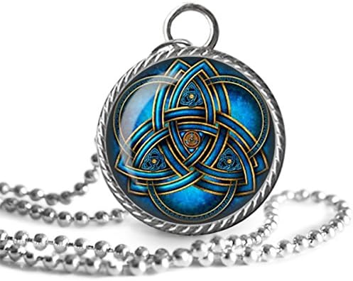 Celtic Necklace, Triquetra, Trinity Symbol, Trinity Knot, Celtic Triangle Pendant Handmade
