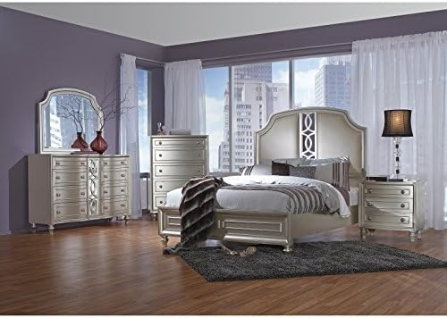 Avalon Furniture Regency Park 3 Drawer Nightstand