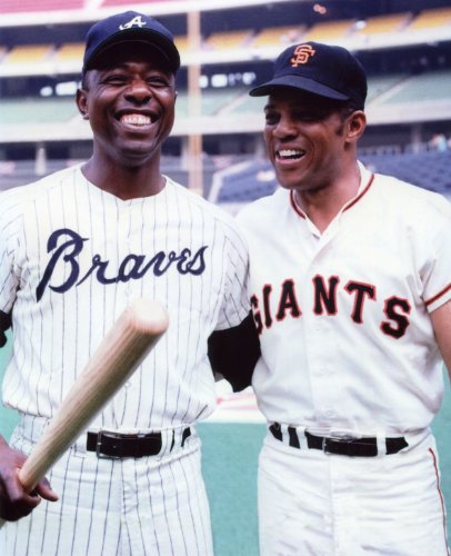 WILLIE MAYS SAN FRANCISCO GIANTS & HANK AARON ATLANTA BRAVES 8X10 SPORTS ACTION PHOTO (D)