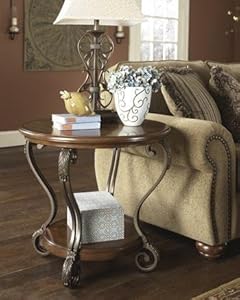 Signature Design by Ashley Traditional Medium Brown Nestor End Table