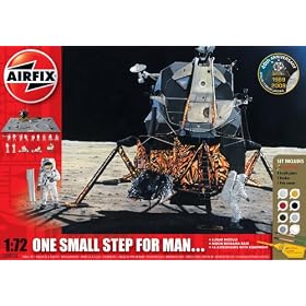 Airfix A50106 One Small Step For Man 1:72 Scale Space Exploration Diorama Gift Set including paint glue & brushes