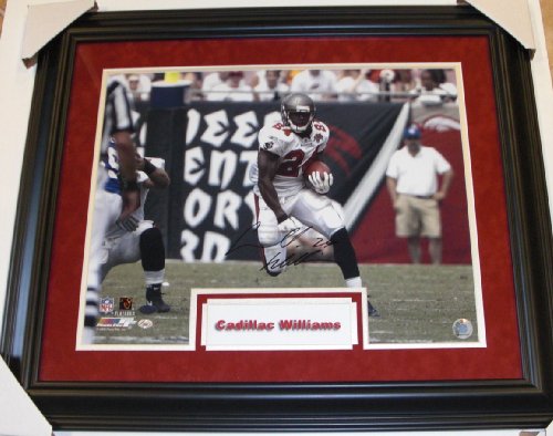 Cadillac Williams Autographed Tampa Bay Buccaneers 16x20 Photo - Custom Framed