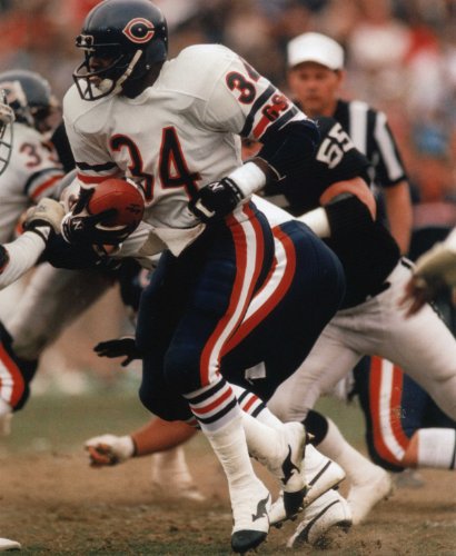 WALTER PAYTON CHICAGO BEARS 8X10 HIGH GLOSSY SPORTS ACTION PHOTO (M)