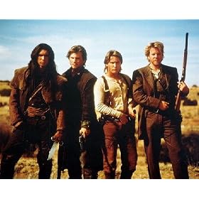 EMILIO ESTEVEZ AS WILLIAM H. BONNEY, LOU DIAMO PHILLIPS AS JOSE' CHAVEZ Y CHAVEZ, CHARLIE SHEEN AS RICHARD BREWER, KIEFER SUTHERLAND AS JOSIAH GORDON 'DOC' SCURLOCK FROM YOUNG GUNS #3 - Photo cin�matographique en couleur - AFFICHE - 60x50cm