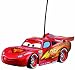 Dickie-Spielzeug 203089501 - Disney Cars 2 - RC Lightning McQueen, 2-Kanal Funkfernsteuerung, 27+40 MHz, Maßstab 1:24, 17cm, rot