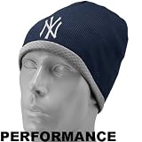 New Era New York Yankees Navy Blue On-Field Performance Knit Beanie