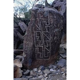 photographie Detail of a petroglyph by the Jornada Mongollon people between 900 and 1400 A.D., fr...