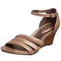 Clarks Women's Flutter Sandal