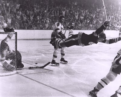 Bobby Orr 16x20 The Dive