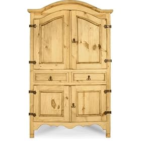 Computer Sierra Armoire in an Old World Look