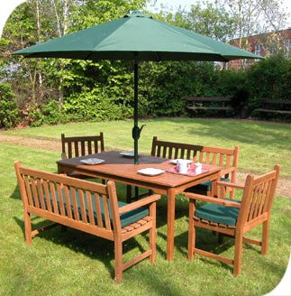 Palm Springs Bench Patio Set Including Cushions and Parasol