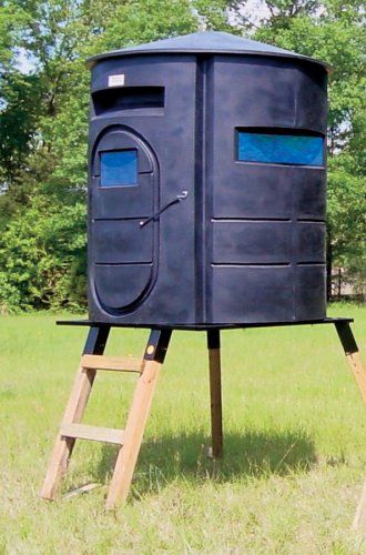 3 - person Sportman's Condo fully loaded with Windows and Base by SOUTHERN OUTDOOR