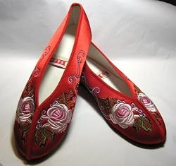 Oriental Brocade Flower Embroidery Shoes Red 7.5m