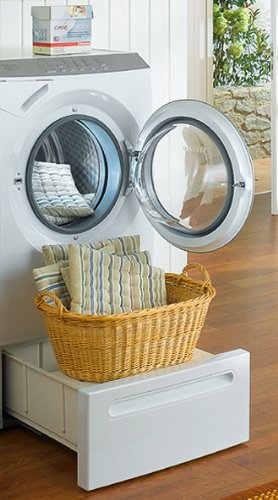 Miele : W4802 27 Touchtronic Super Large Capacity Front-Load Washer - White