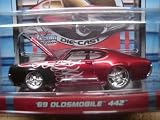 Maisto Pro Rodz Metallic Red 1969 Oldsmobile 442 with Flames 1:64 Scale Die Cast Car
