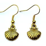 AntiquedClamShellSeashellDangleEarringsinGold