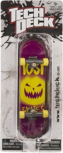 1031 (2011 Standard - Team - EE): Tech Deck Finger Skateboard Single Pack