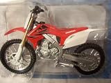 Maisto Fresh Metal 2 Wheelers ~ Honda CRF450R (Red; 1:18)