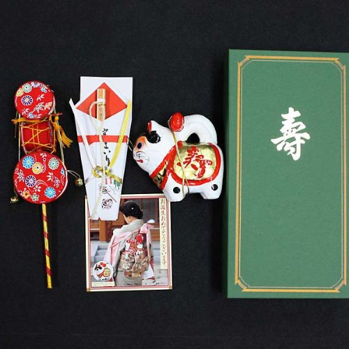 祝着・お宮参り用 小物（でんでん太鼓・いぬ張子・扇子）3点セット〈女の子〉【お祝い包装 熨斗対応】