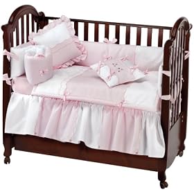 Picci Dafne 4 Piece Infant Bedding Set in Soft Pink and White Cotton Piquet and Embroidered Scalloped Edges