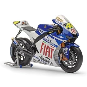 1:12 Scale Valentino Rossi Fiat Yamaha 2007 Bike Diecast Model