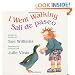 I Went Walking/Sali de paseo: Lap-Sized Board Book