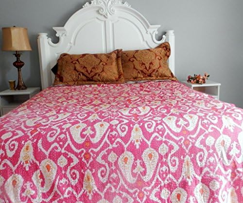 Quilt King Size Girls Bedding (Ikat-pink-fushia)