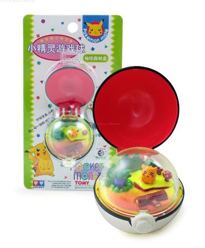 Pokemon Wind-Up Master PokeBall with Pikachu and Oddish Figure