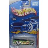 Hot Wheels 2000 036 green MINI TRUCK 4 4 kung fu series 1:64 Scale Die-cast Collectible...