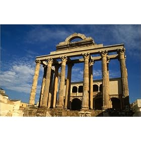 photographie The Roman Temple of Diana, dating from the 2nd century BC in Merida. est disperible ...