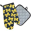 UM University of Michigan Logo Oven Mitt Potholder Set for Kitchen Tailgating Barbecue or Outdoor Cooking POT HOLDER SET GIFT IDEA