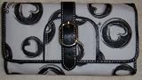 XOXO - Xoxo Checkbook Wallet Heartway Prism Black/white