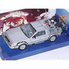 DE LOREAN DMC DELOREAN BACK TO FUTURE II 2 TEIL ZUR�CK IN DIE ZUKUNFT 1/24 WELLY MODELLAUTO MODELL AUTO
