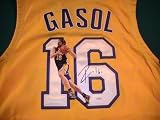 PAU GASOL SIGNED AUTOGRAPHED JERSEY LOS ANGELES LAKERS COA + PROOF PHOTO
