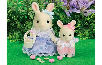 Childrens Toyshop  Toys : Sylvanian Families - Bridesmaid Set