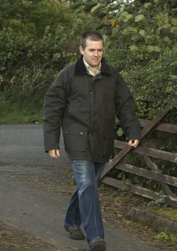 Hunter Outdoor Horseman Unisex Wax Jacket Inc Free Wax Dressing - Large - Olive