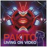 Review Pakito  / Living on Video