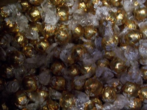 Lindt White Chocolate Truffles20 Piece Bulk Bag by Lindt